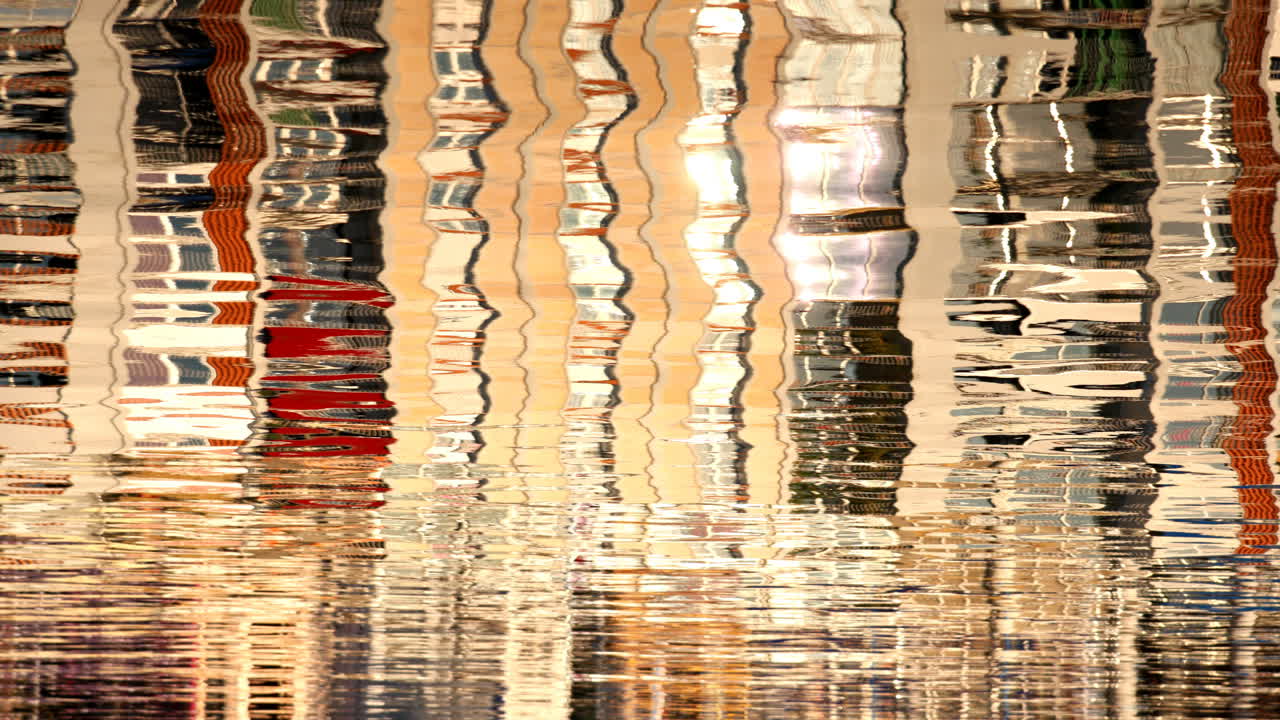 reflejo del puerto de toulon2