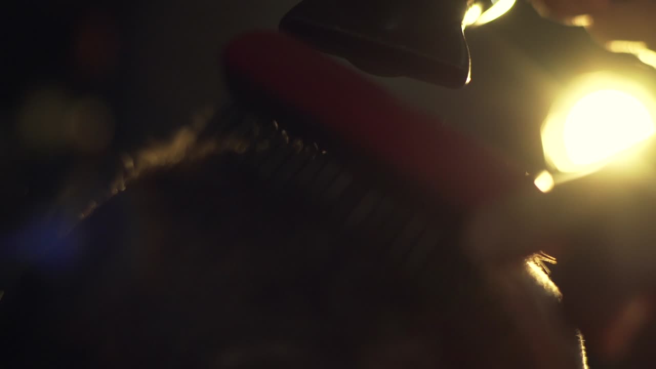 primer plano de un corte de pelo