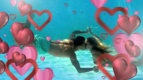 Feliz-Pareja-Besándose-Bajo-El-Agua-Con-Corazones-Para-El-Día-De-San-Valentín