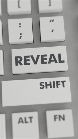 video vertical en el que se revela la presión del botón en el teclado