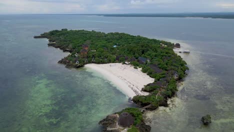 Vista-Aérea-De-La-Isla-Chale,-República-De-Kenia,-África-Oriental