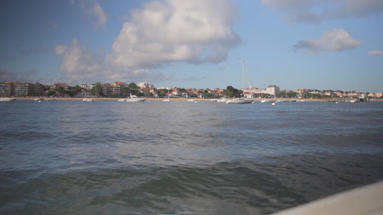 프랑스 의 보르도 에서 대서양 해변 에 있는 배 에서