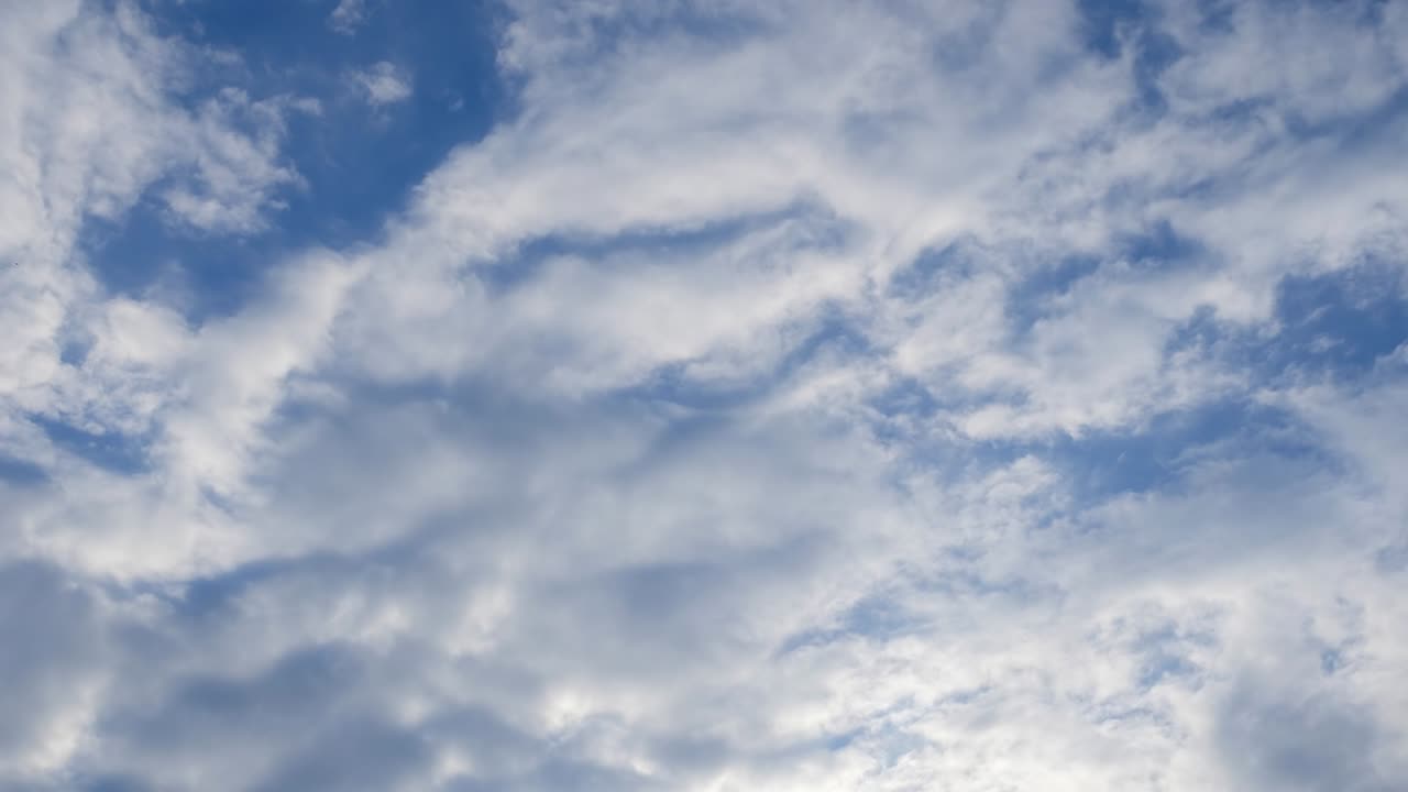 fotografía cielo diurno con nubes esponjosas bucle de video