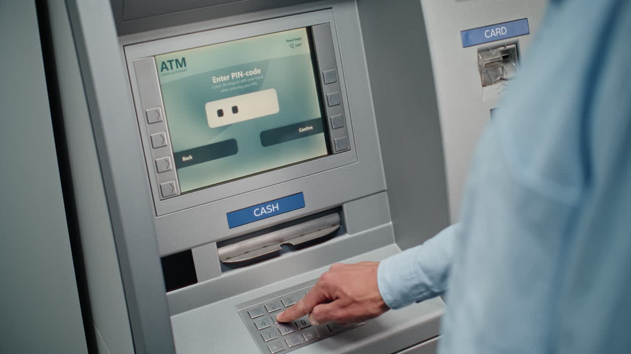 Using an ATM to Withdraw Cash