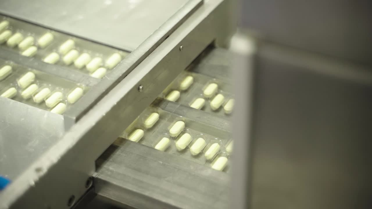 Pillole farmaceutiche contate in blister per l'assistenza sanitaria