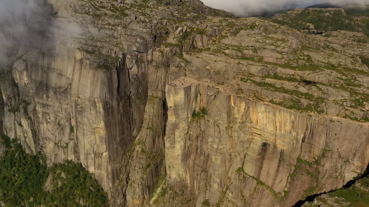 imágenes aéreas púlpito roca preikestolen hermosa naturaleza noruega