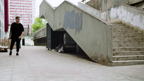 person doing parkour