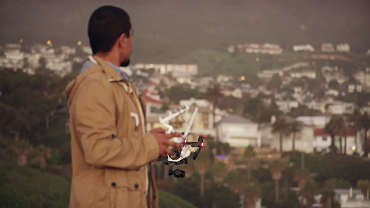 조명 카메라 액션