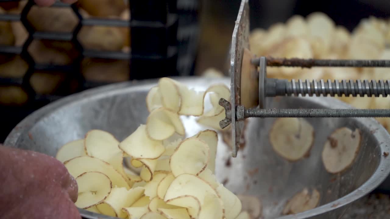 Making fresh potato chips