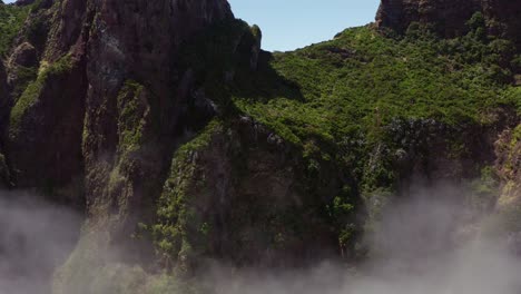 Aerial-view-of-Pico-do-Arieiro