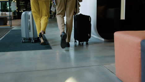 Couple-walking-in-the-hotel