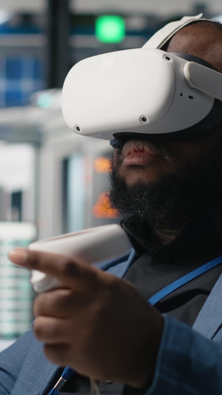 Vertical Video Black photovoltaics expert uses VR glasses to assembly digital solar cells