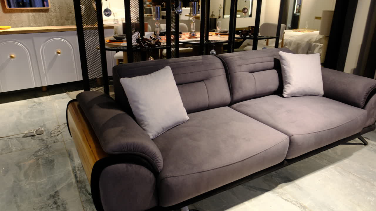 conjunto de sala de estar moderno: comodidad se encuentra con el estilo