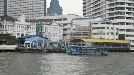 bangkok river boat trip: chao phraya river ferry and city views