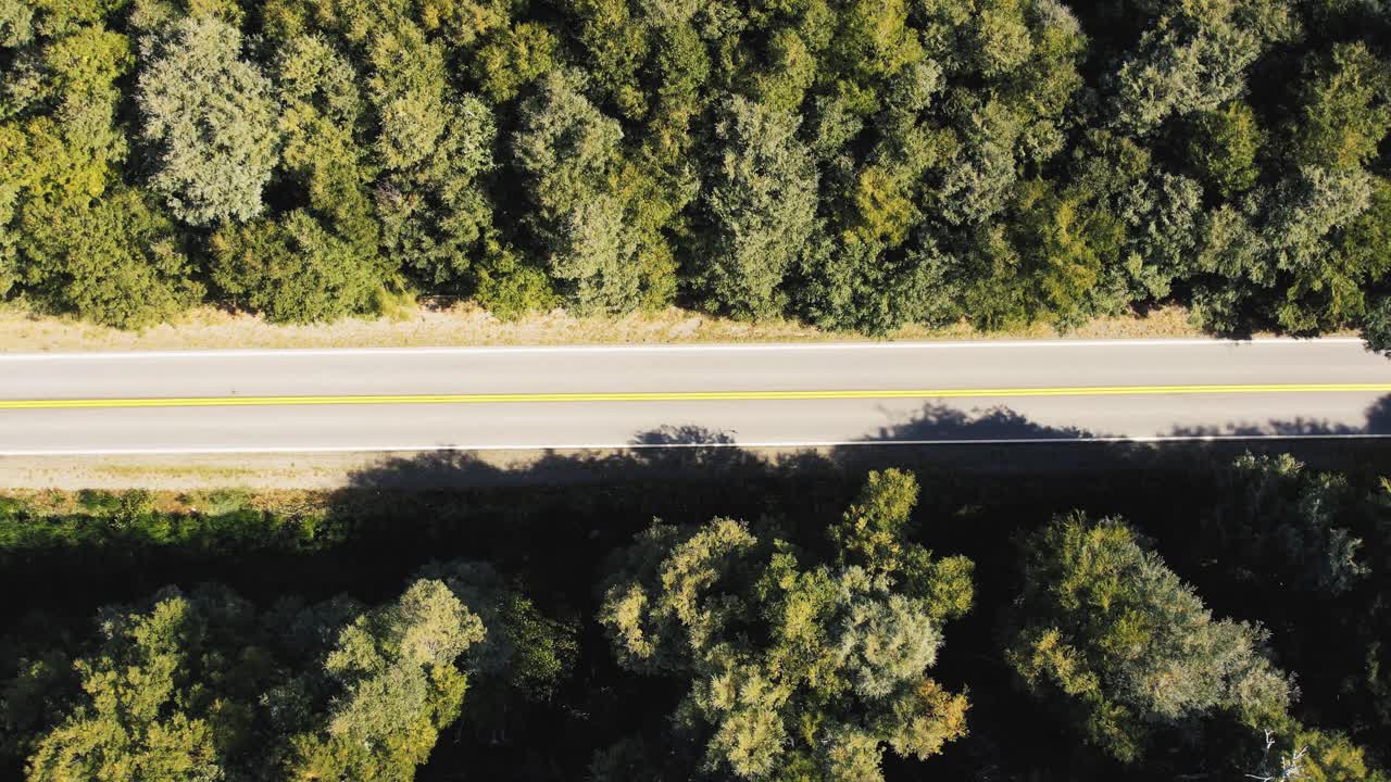 imágenes de drones de un hermoso paisaje patagónico-4