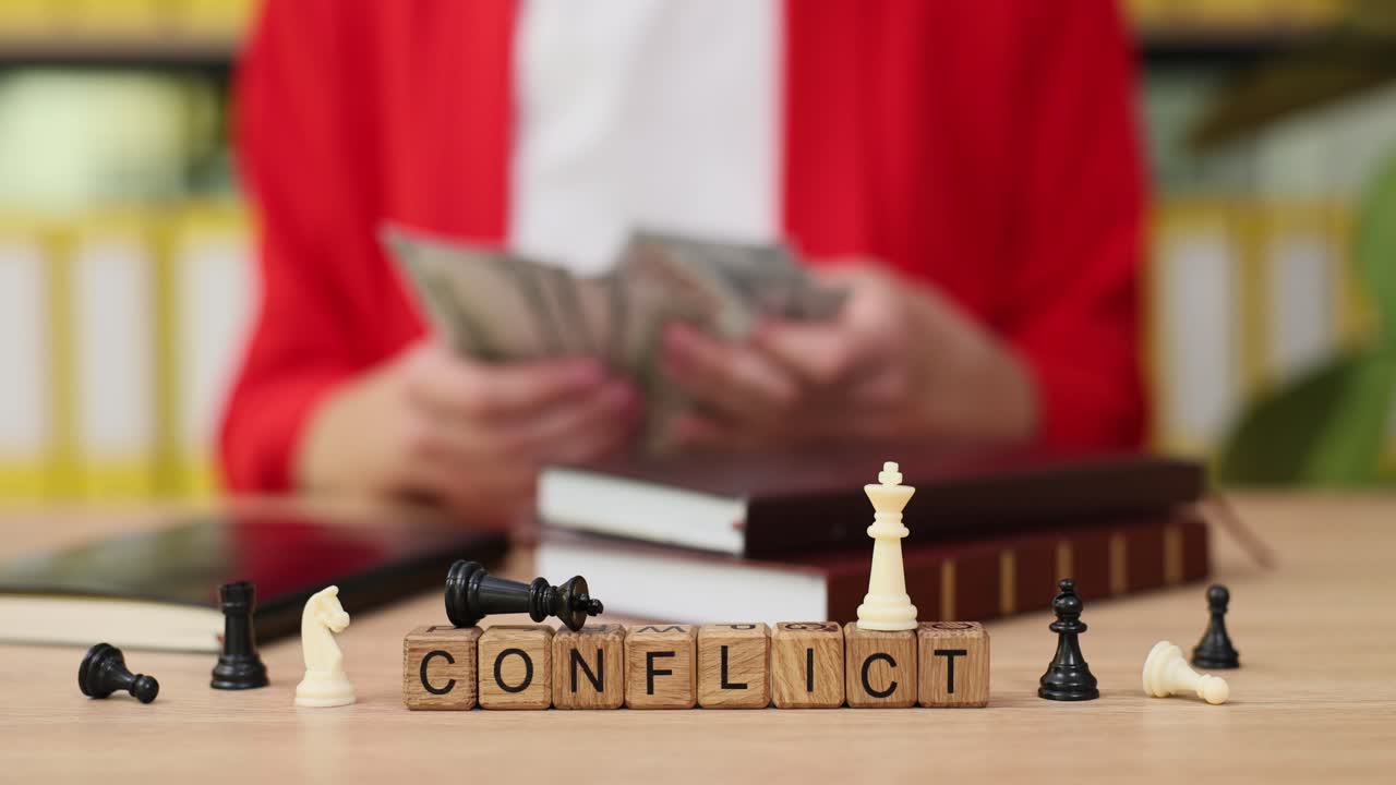Conflict and Money: A Risky Investment Strategy
