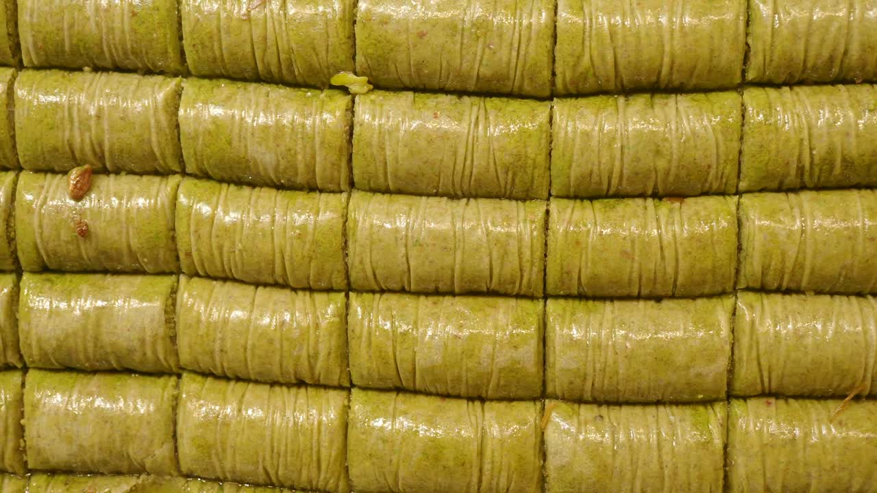 맛있는 터키 바클라바와 피스타치오