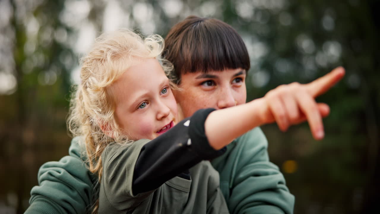 가리키는 것, 말하는 것, 그리고 어머니