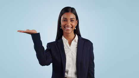 Publicidad,-Palma-Y-Retrato-De-Mujer-De-Negocios.