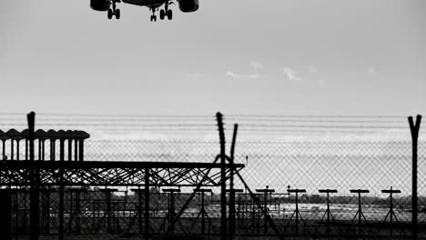 공항 경계 15