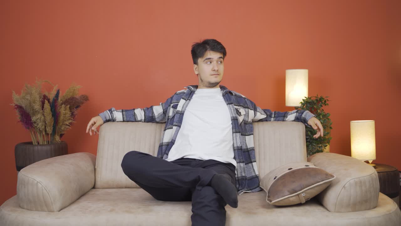 행복하고 평화로운 사람.