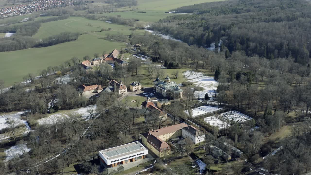 imágenes aéreas de drones de weimar en un soleado día de primavera
