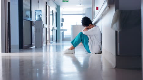 Hospital,-woman-and-doctor-on-the-ground