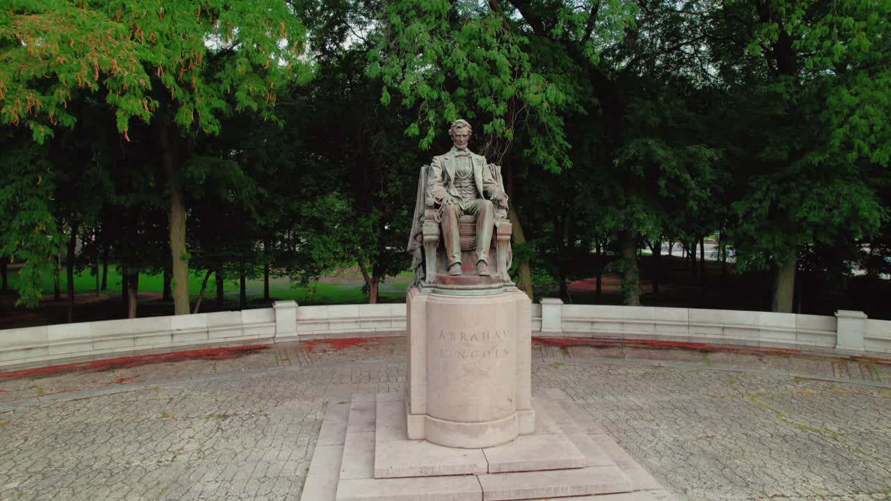 орбитальная антенна памятника аврааму линкольну антенна в центре чикаго, штат иллинойс