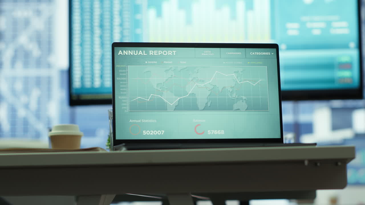 l'installazione di uffici moderni vuoti con tecnologia avanzata migliora la produttività