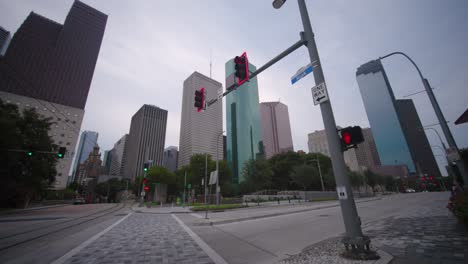 Establishing-shot-of-the-Houston-city-Hall-building-6