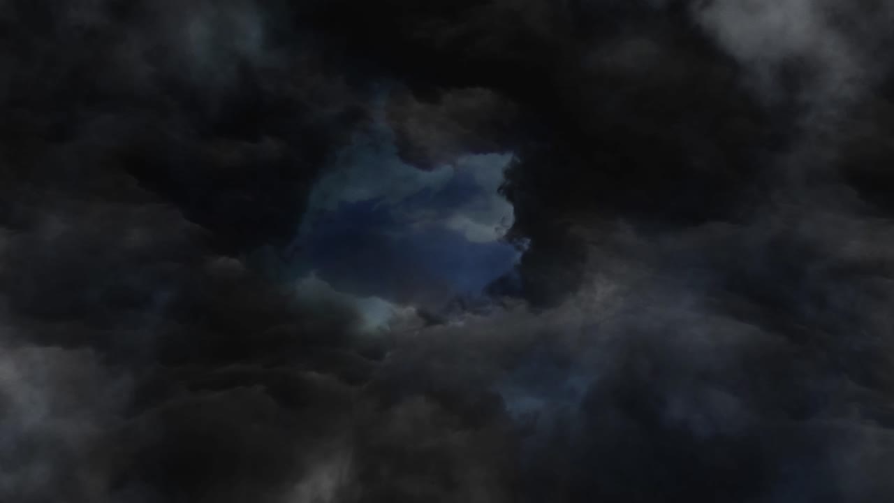 어두운 하늘과 뇌우