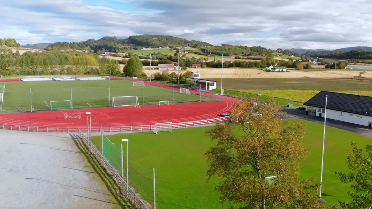 легкоатлетический манеж в морозовске