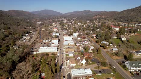 mariposa-california-small-town-usa-aerial