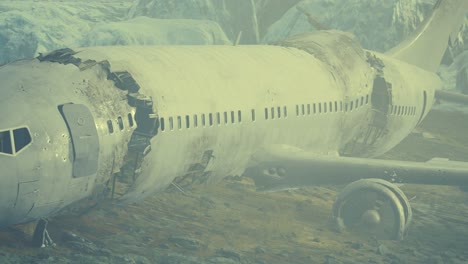el avión se estrelló en una montaña.