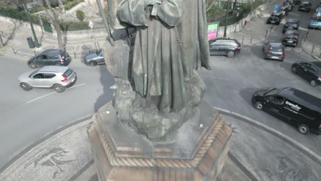 aerial-view-of-Pedro-Álvares-Cabral-located-on-roundabout-in-estrela,-Lisbon,-Portugal