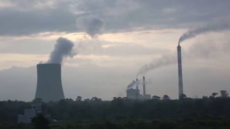Thermal-power-plant-in-operation-on-cloudy-day
