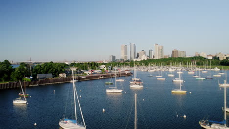 Veterans-Park-bay---Milwaukee-Wisconsin---Drone-shot-of-sailboats-in-morning