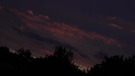 timelapse de nubes al atardecer