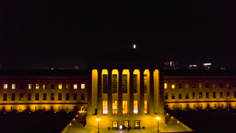 Philadelphia-Museum-Of-Art-–-Drohnenaufnahme-Der-Skyline-Der-Stadt