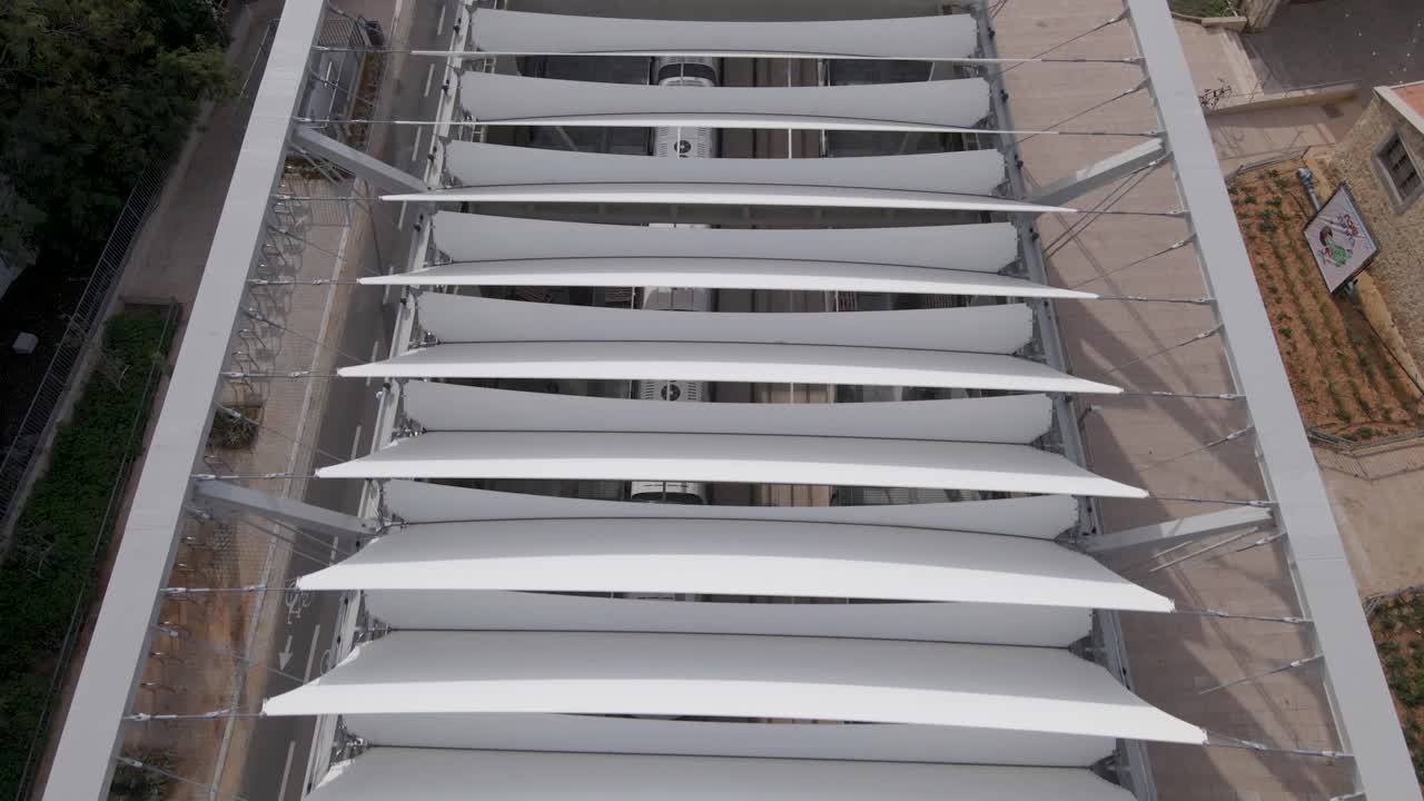 над крышей станции элифелет, парк хамесила, тель-авив, израиль