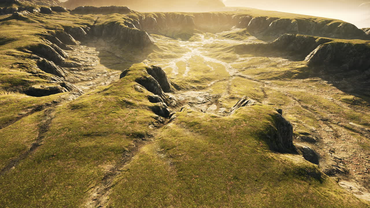 paisaje montañoso con hierba seca en afganistán