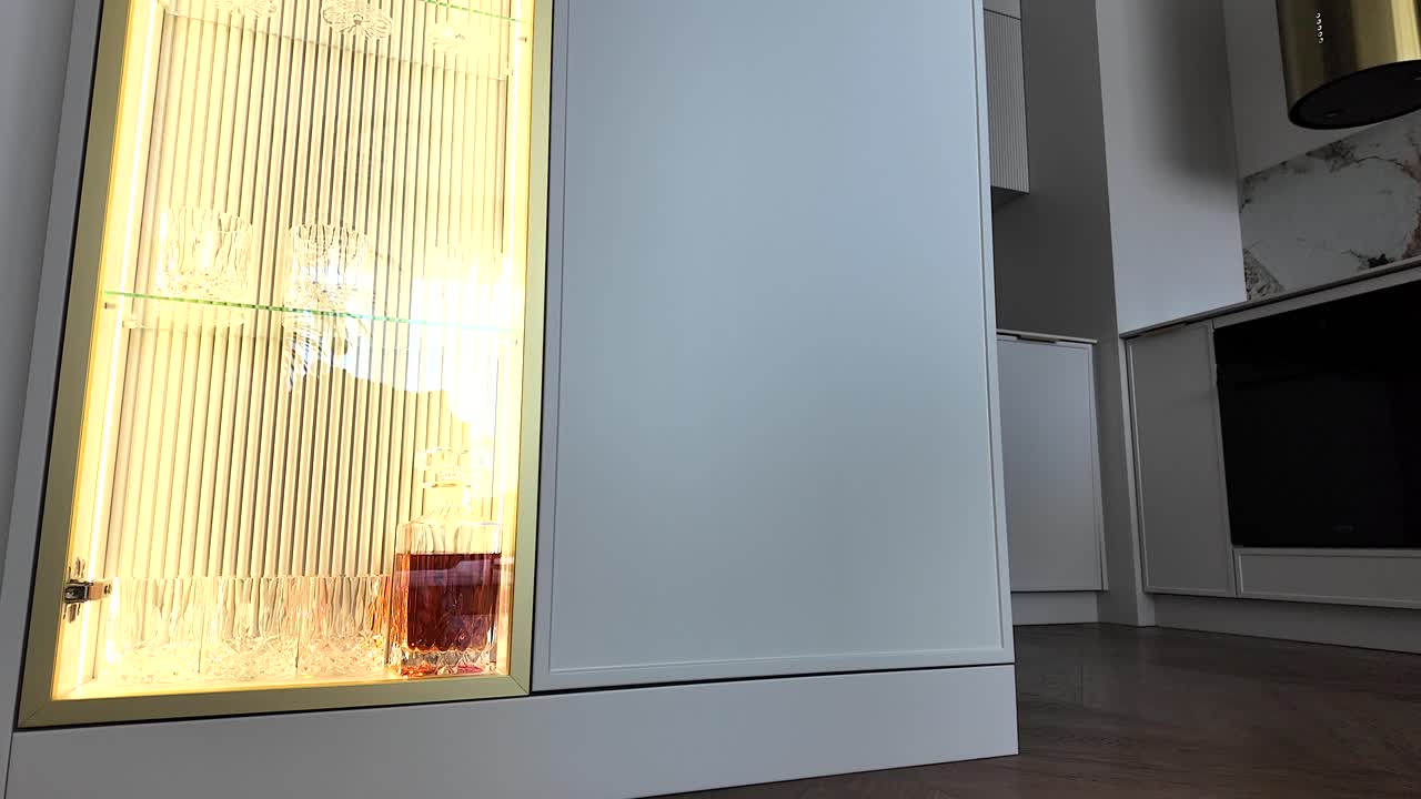 armario de whisky de lujo, retroiluminado de oro