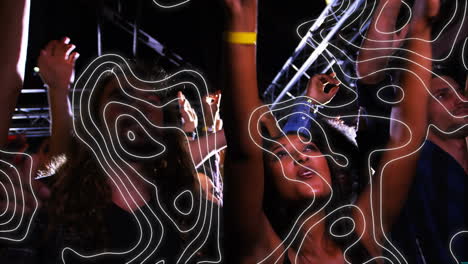 animación de líneas de contorno blancas que se mueven sobre una multitud feliz y diversa bailando en un festival de música