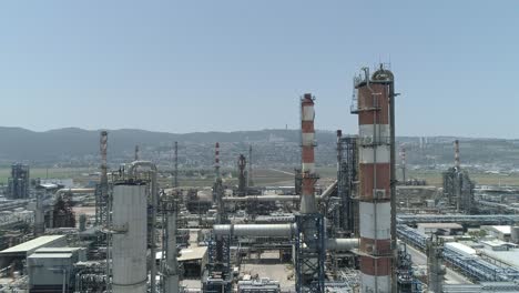 vista aérea de una refinería de petróleo