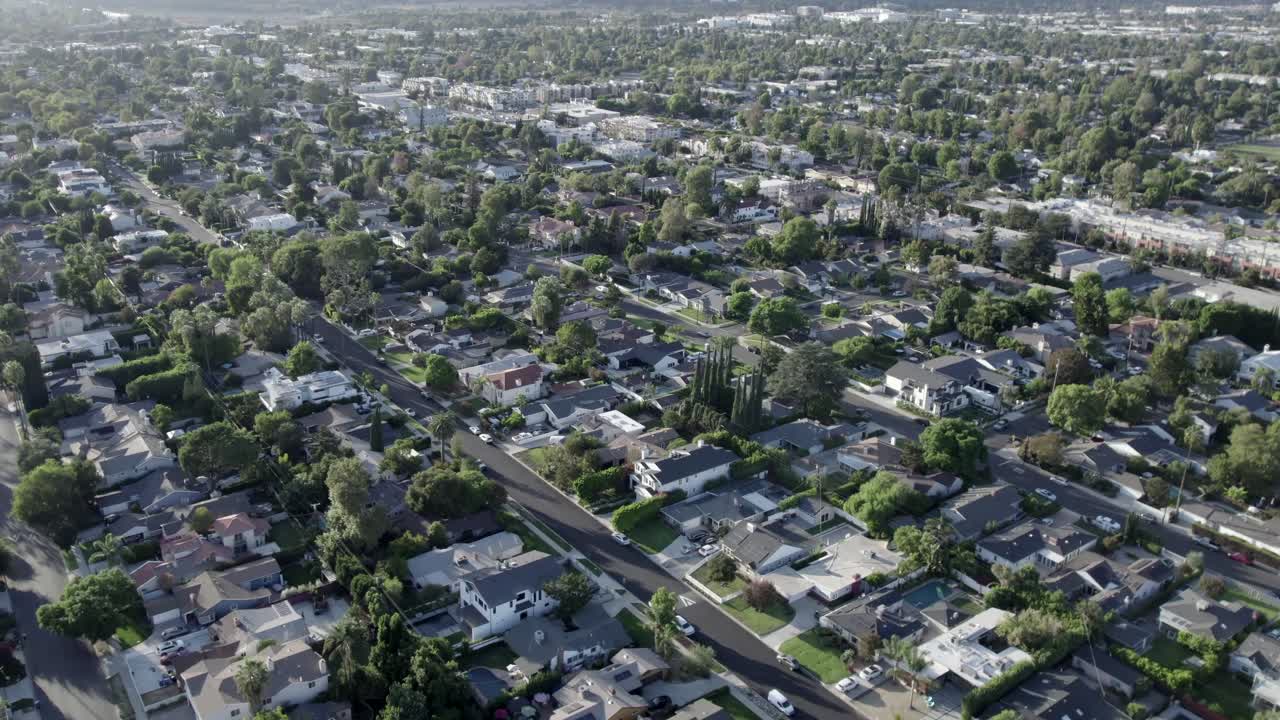 Premium stock video - Neighborhood of homes, city of van nuys, real ...