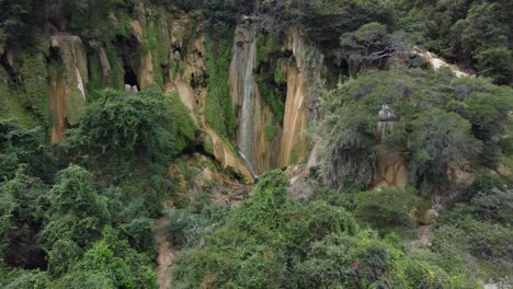 Mil-Cascadas-Waterfall-In-Mexico,-Taxco