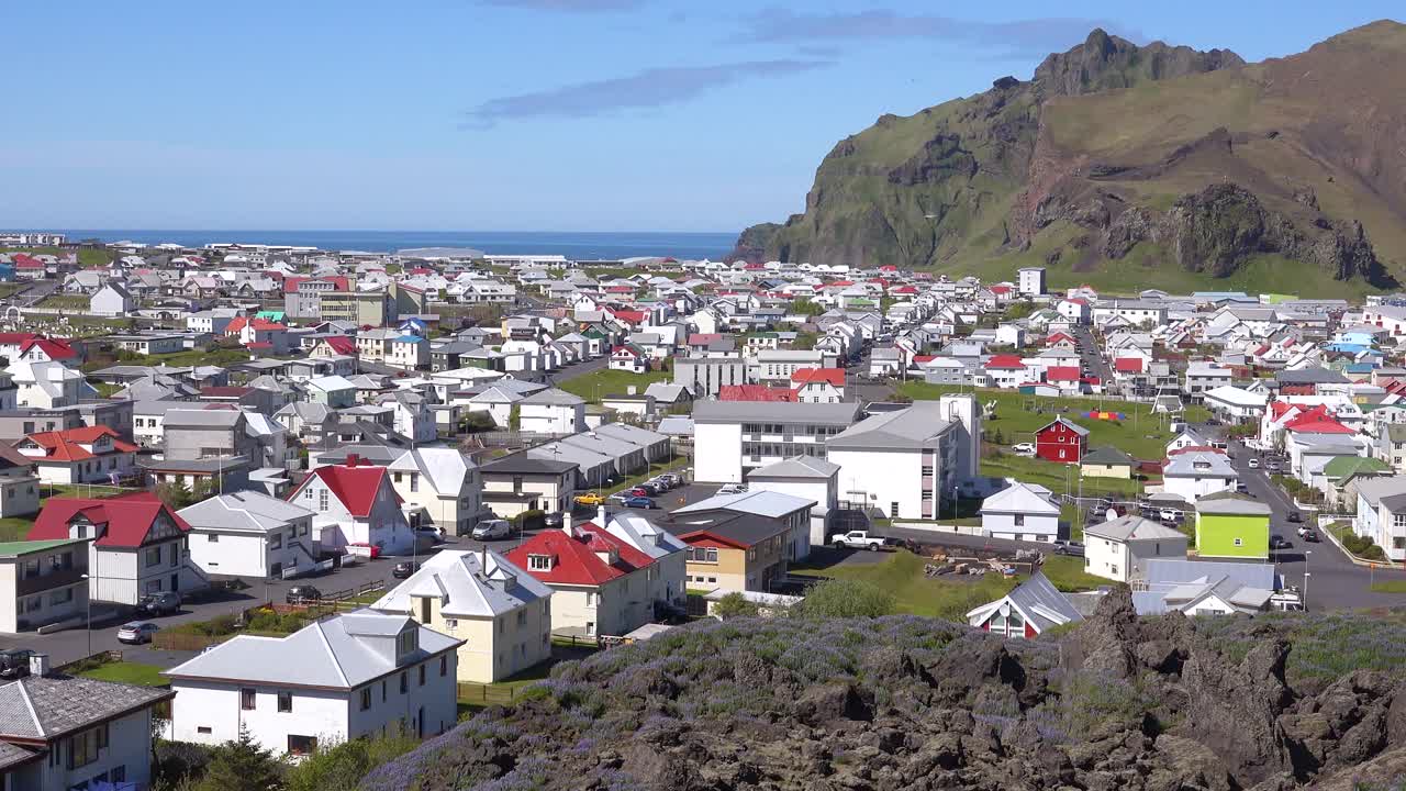 disparo de establecimiento de la ciudad de heimaey en las islas westman vestmannaeyjar islandia 1