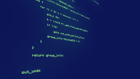 vista laterale dalle parti del codice sorgente del software con caratteri verdi