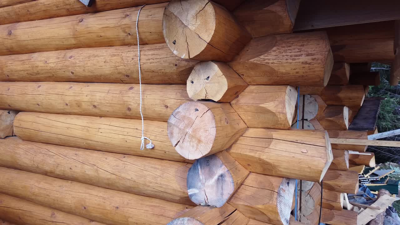 나무 로 만든 집 의 세부 사항