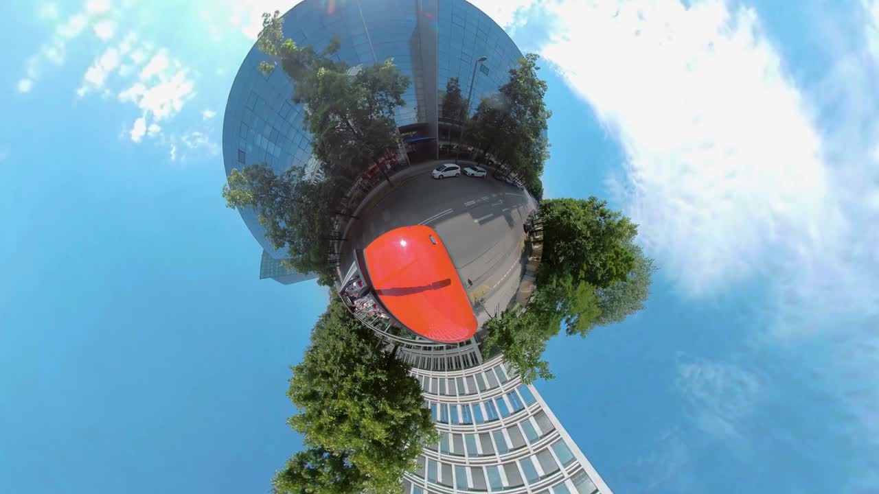 독일의 작은 행성 모양의?? 헨